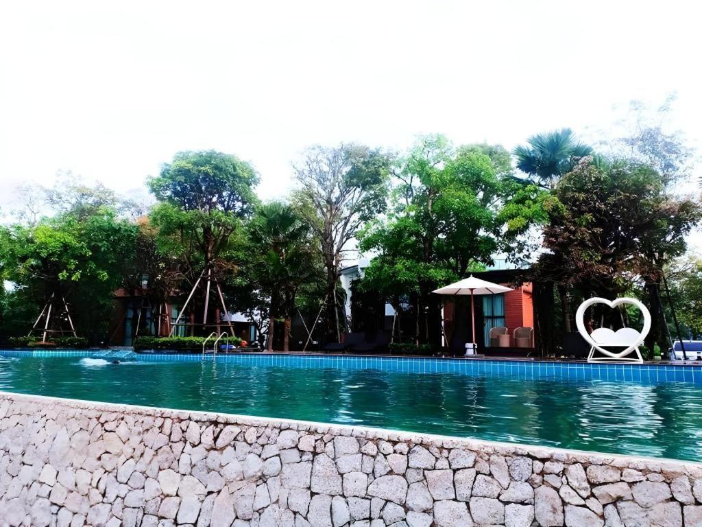 Chatnipa Beach Resort By Morseng Ban Hat Lek Bagian luar foto