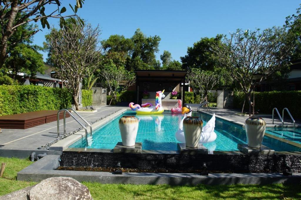 Chatnipa Beach Resort By Morseng Ban Hat Lek Bagian luar foto